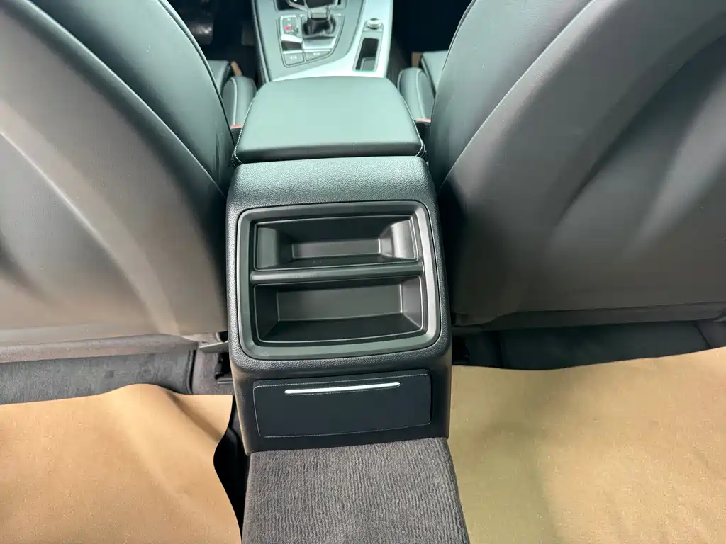 Audi A4L — миниатюра 15