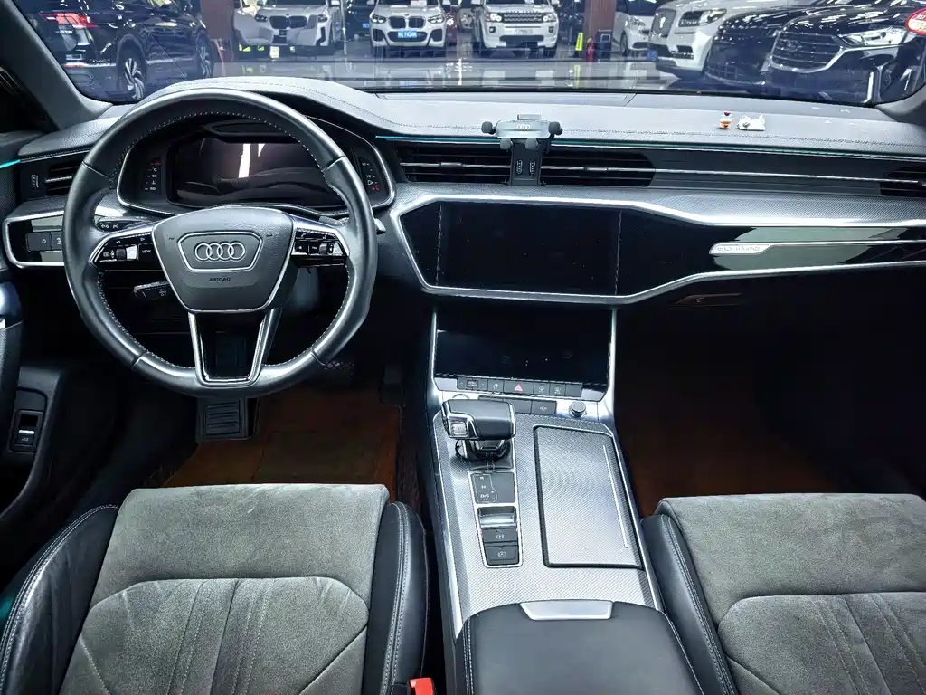 Audi A6L — миниатюра 6