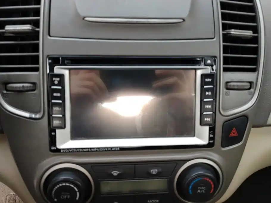 Nissan Sylphy — миниатюра 13