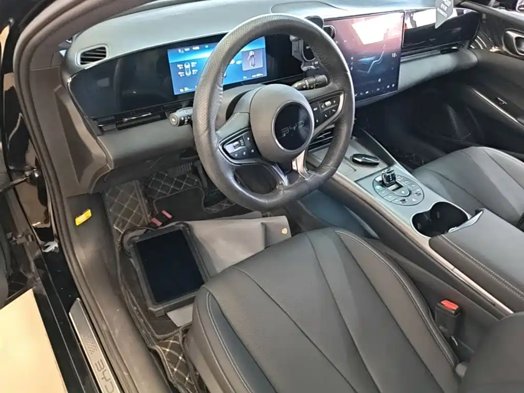 BYD Seal — миниатюра 10