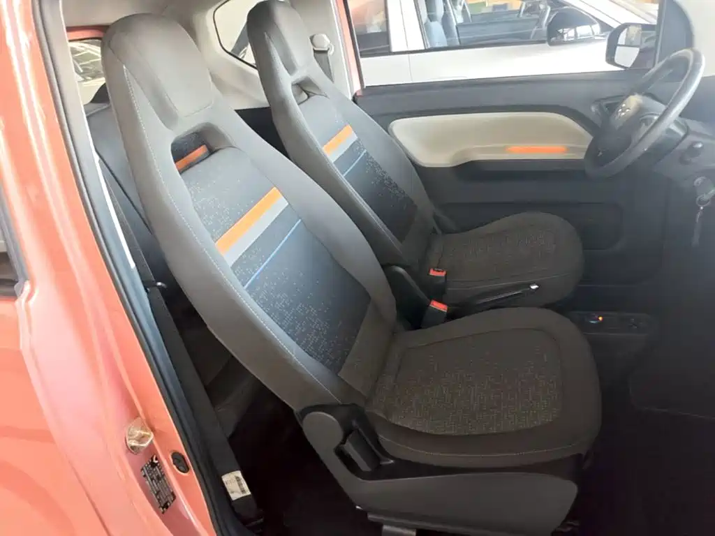 Wuling MINIEV — миниатюра 25