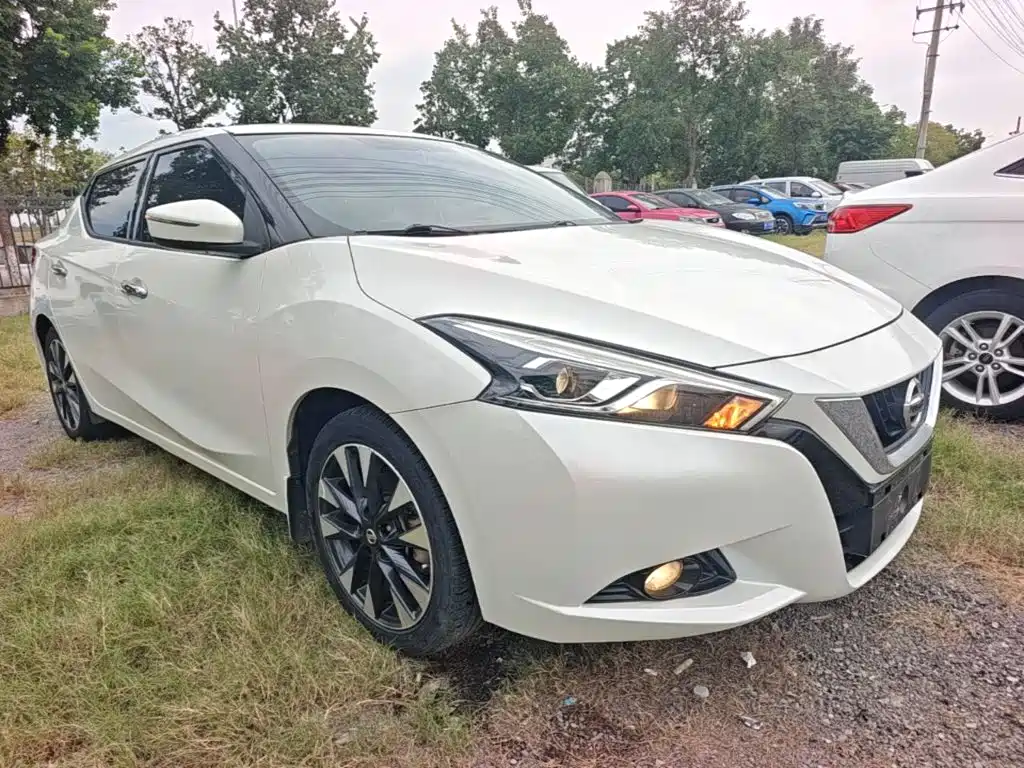 Nissan Bluebird — миниатюра 4