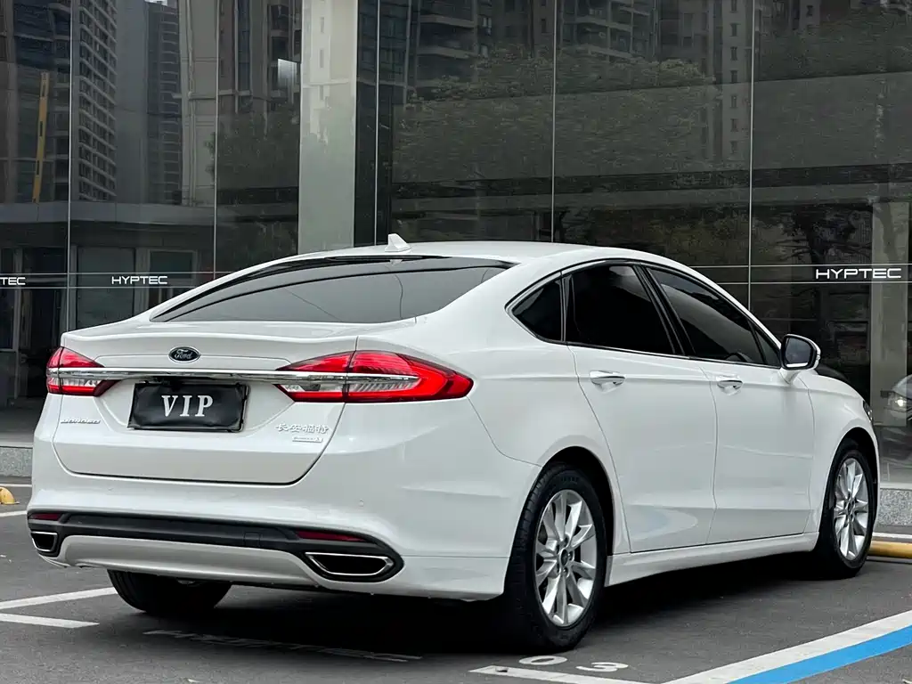 Ford Mondeo — миниатюра 11