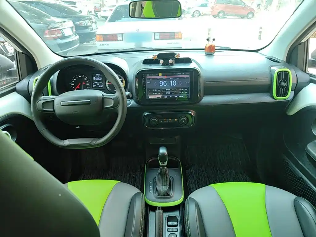 Roewe Clever — миниатюра 10