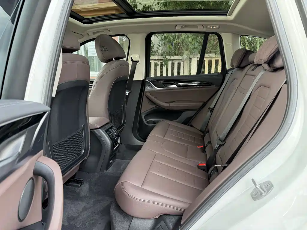 BMW X3 — миниатюра 10