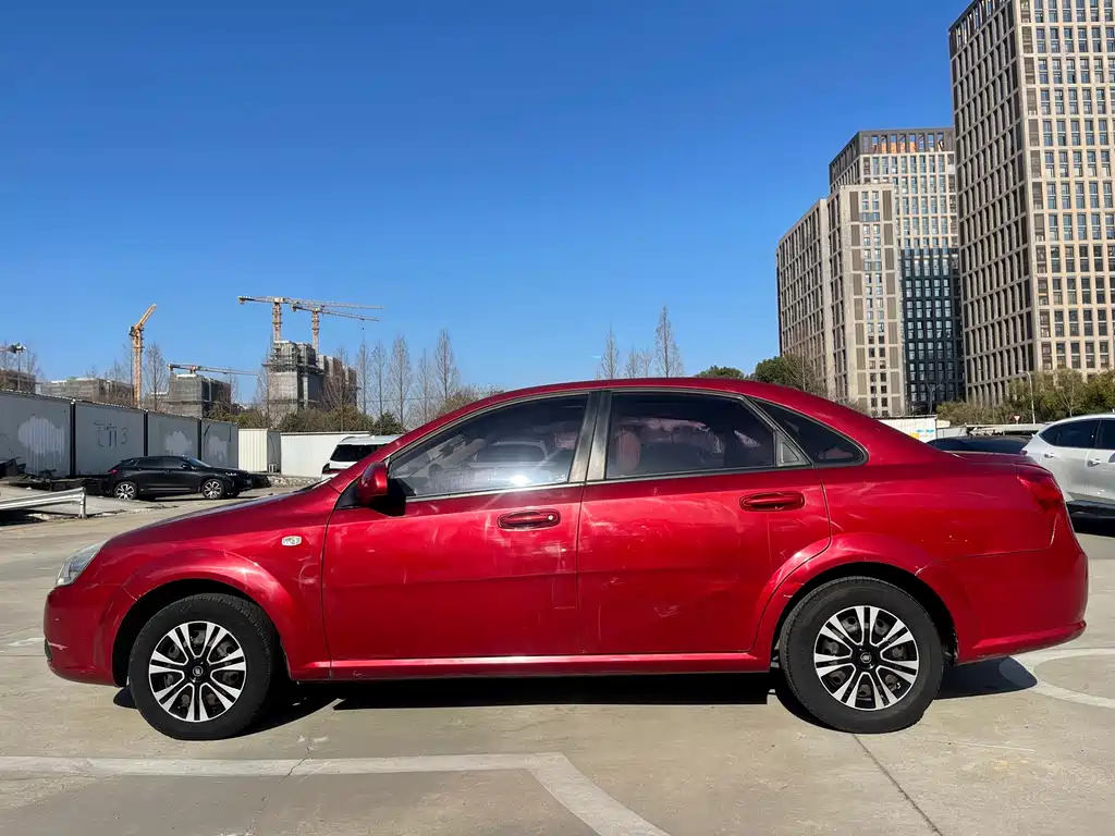Buick Excelle — миниатюра 9