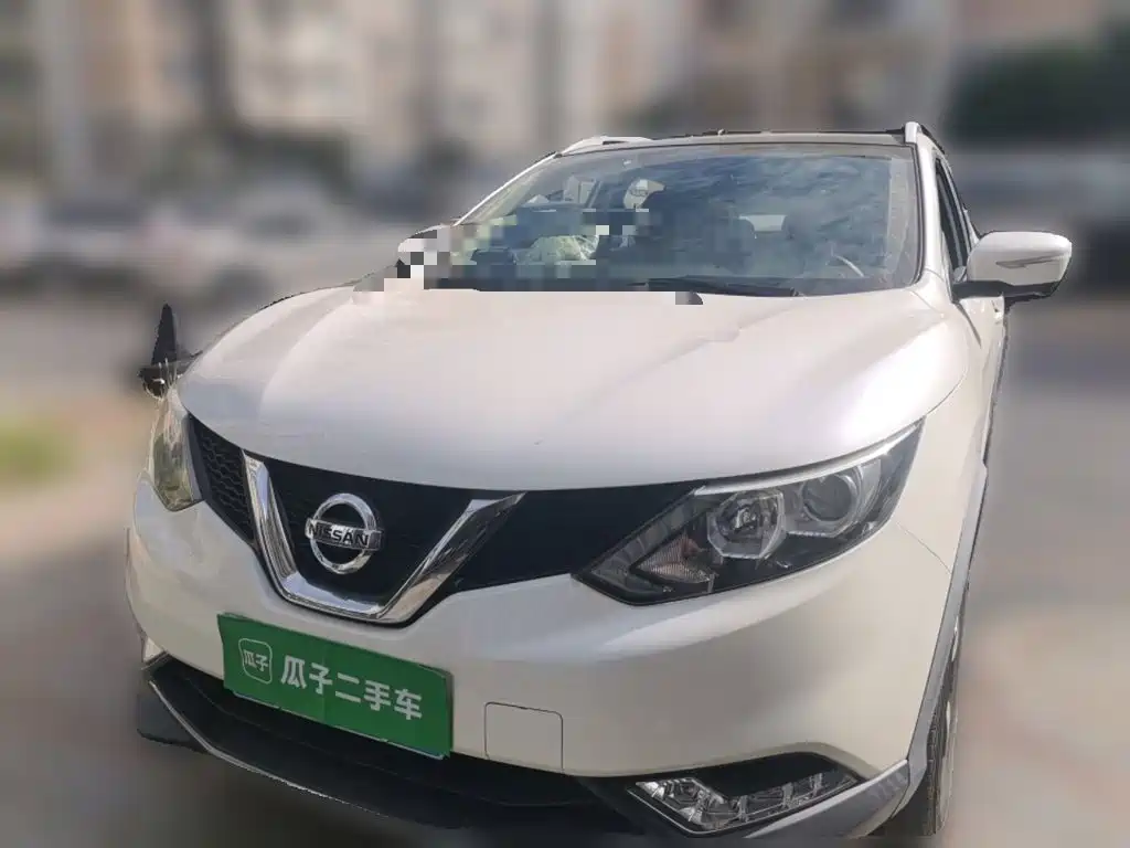 Nissan Qashqai — миниатюра 23