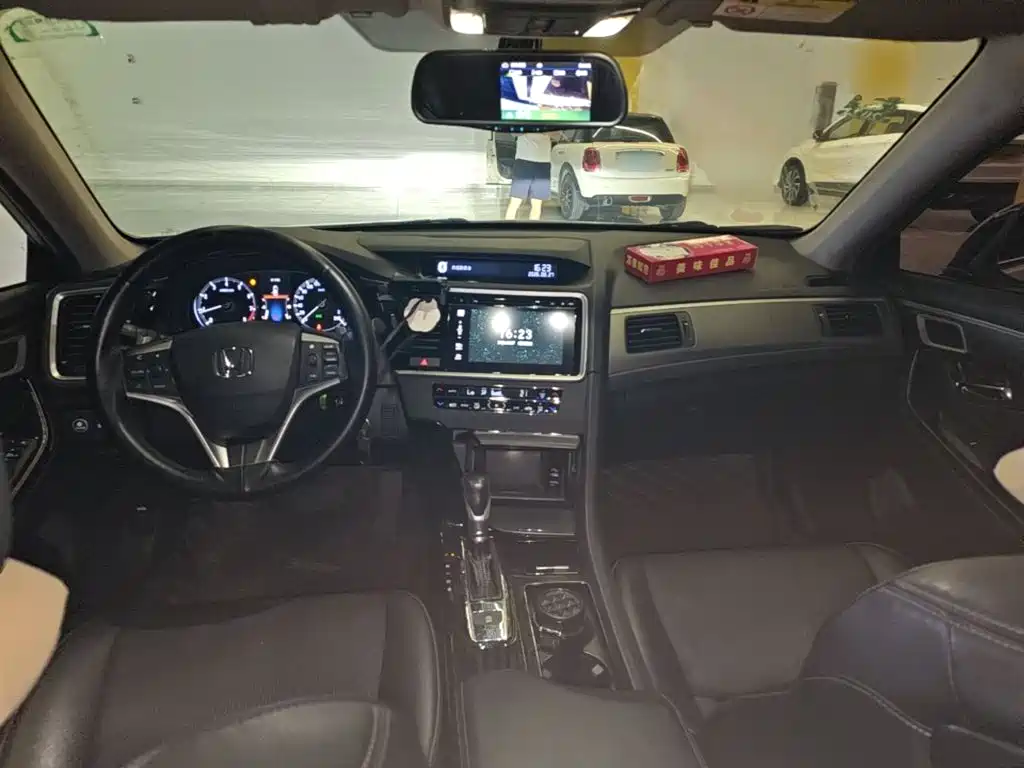 Honda Spirior — миниатюра 10