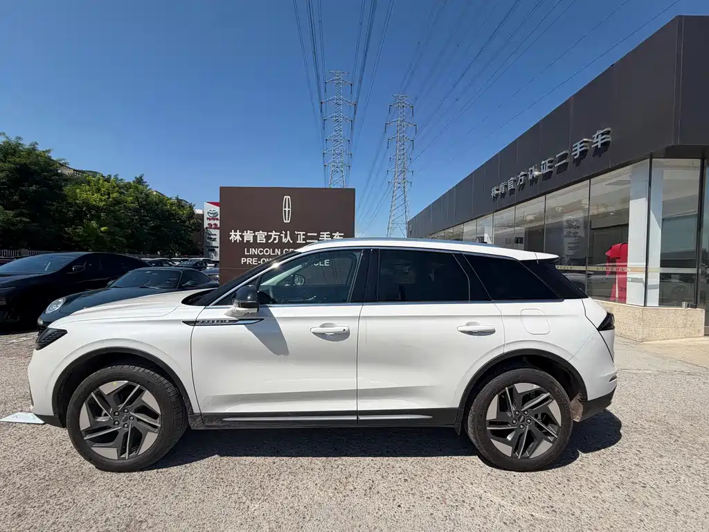 Lincoln Corsair 2026 2.0T