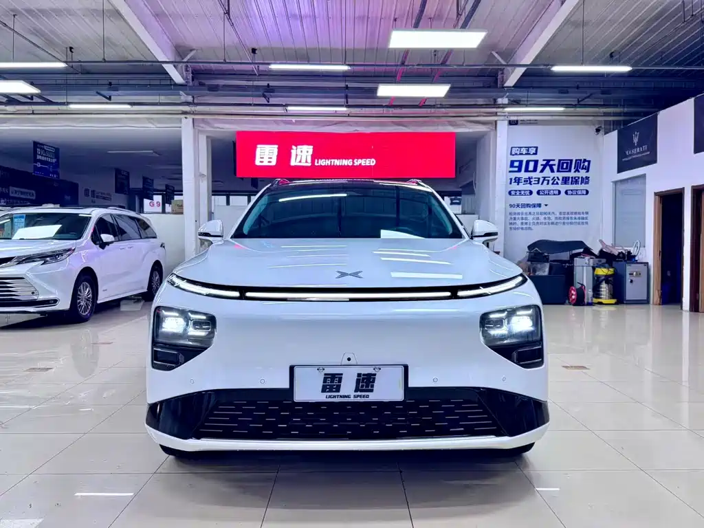 XPeng G9 — миниатюра 2