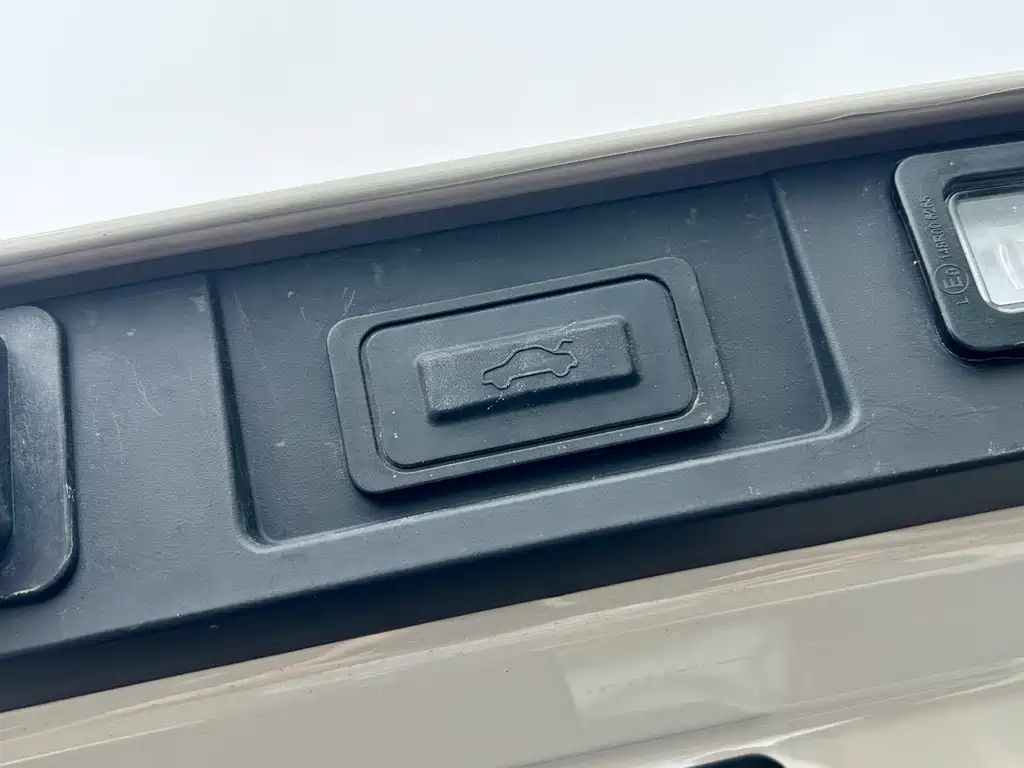 奇瑞QQ QQ3 EV — миниатюра 13