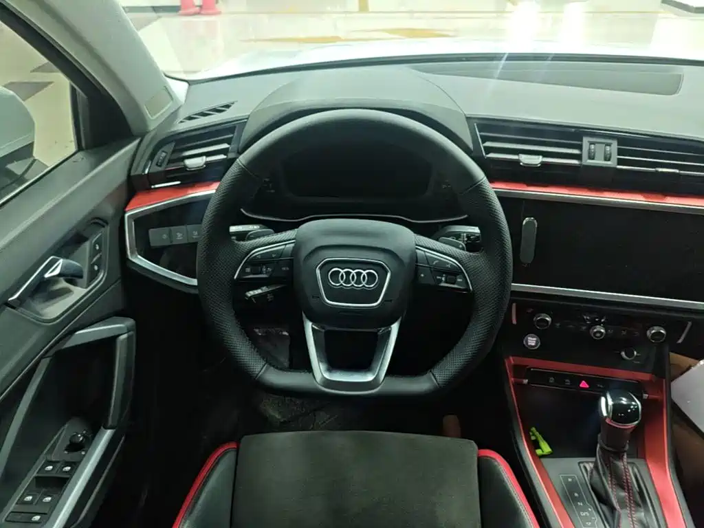 Audi Q3 — миниатюра 11