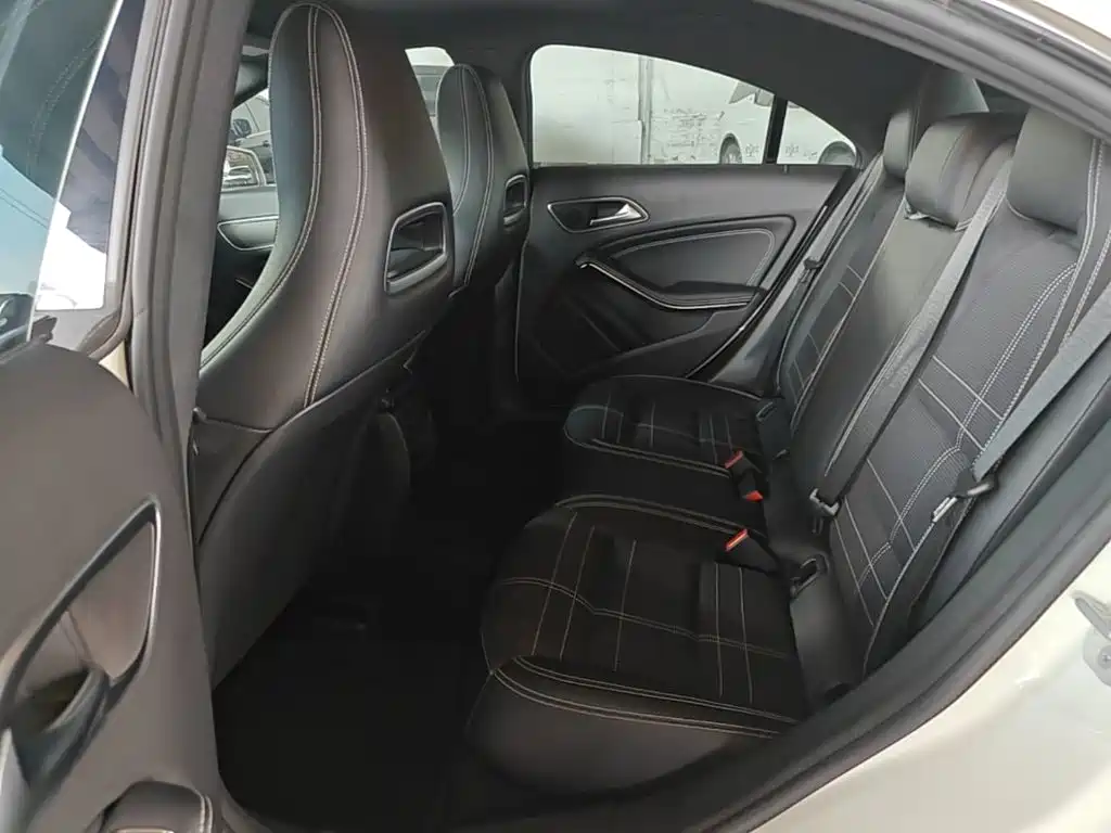 Mercedes-Benz CLA (Import) — миниатюра 17