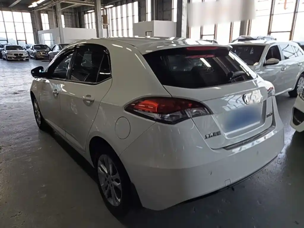 MG MG5 — миниатюра 5