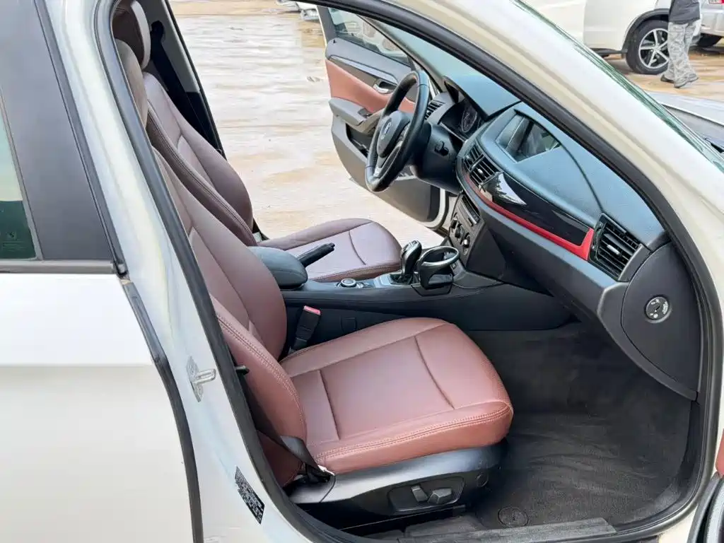 BMW X1 — миниатюра 5