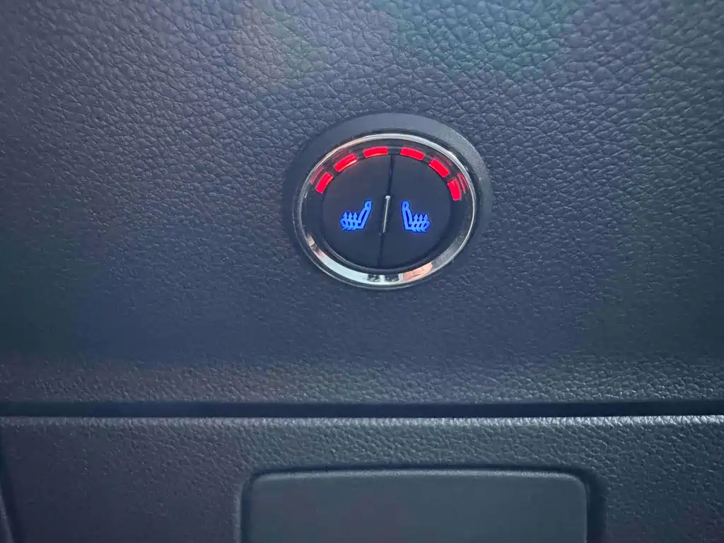 Chevrolet Volando — миниатюра 12