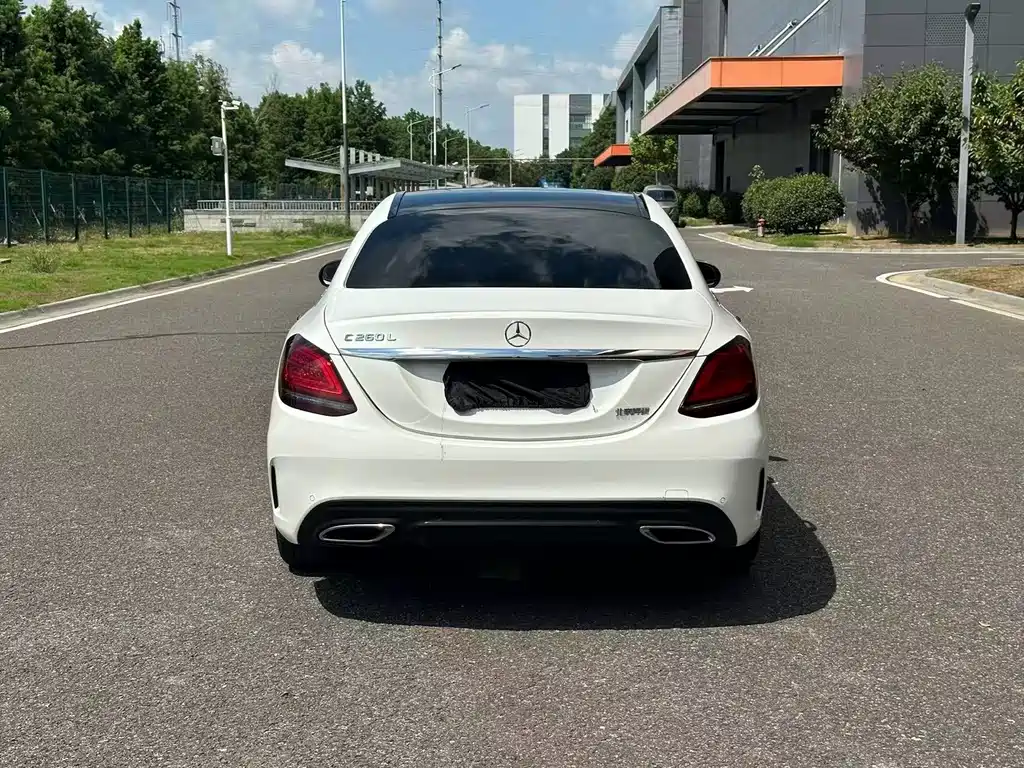 Mercedes-Benz C-Class — миниатюра 23