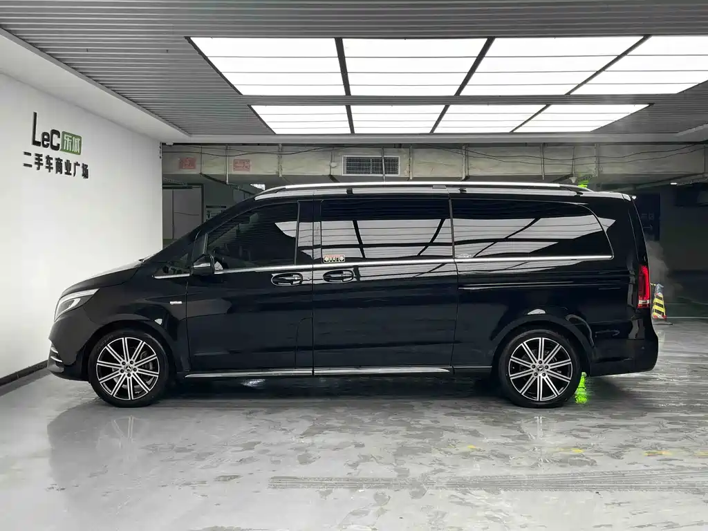 Mercedes-Benz V-Class — миниатюра 5