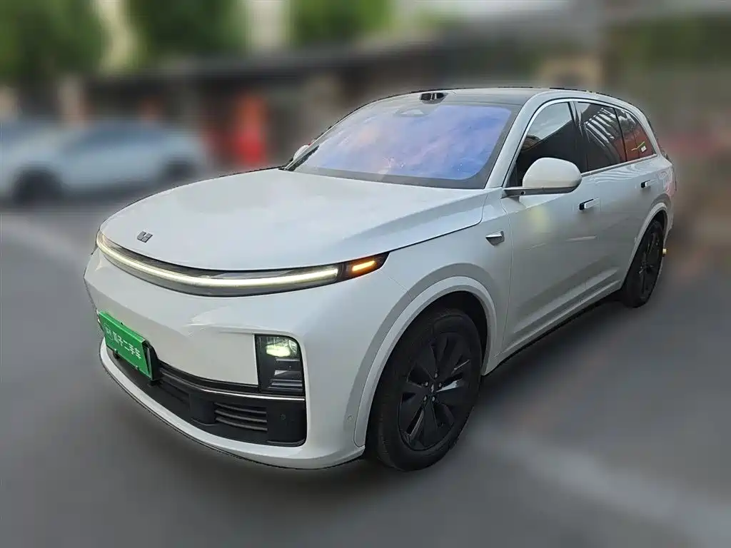 Li Auto Li L7 2025