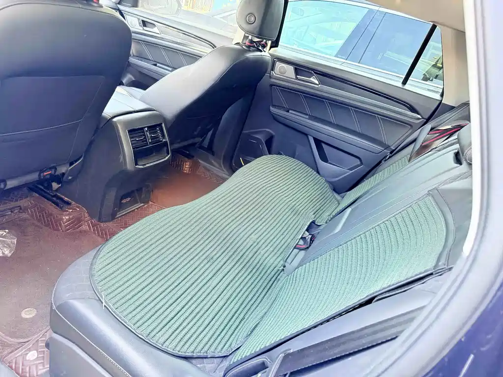 Volkswagen Teramont — миниатюра 9