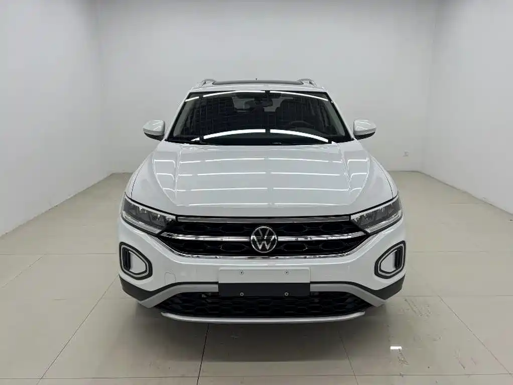 Volkswagen T-Roc — миниатюра 2