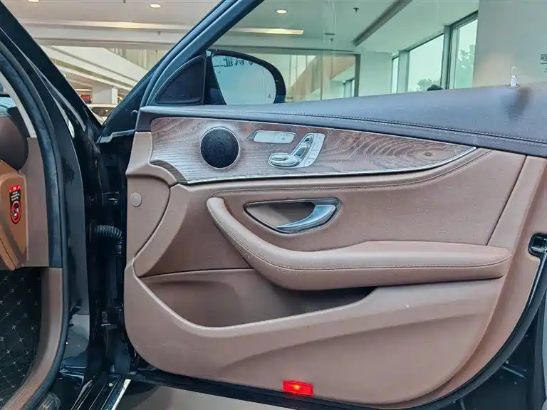 Mercedes-Benz E-Class E 2023 E 350 e L