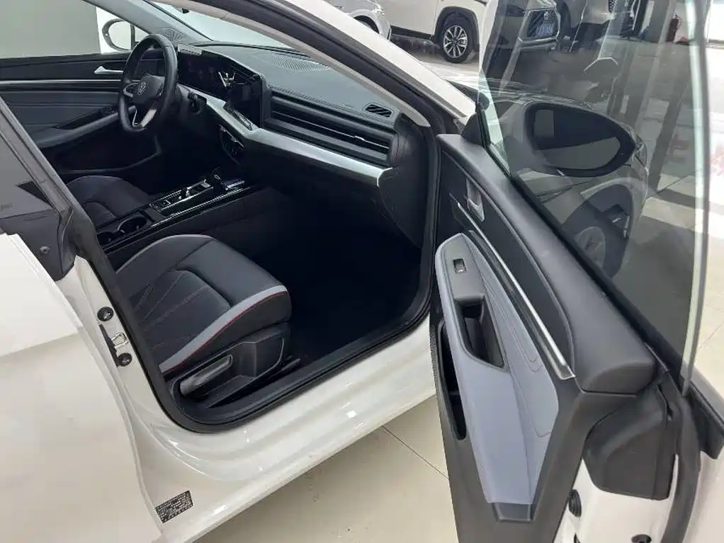 Volkswagen Lamando — миниатюра 13