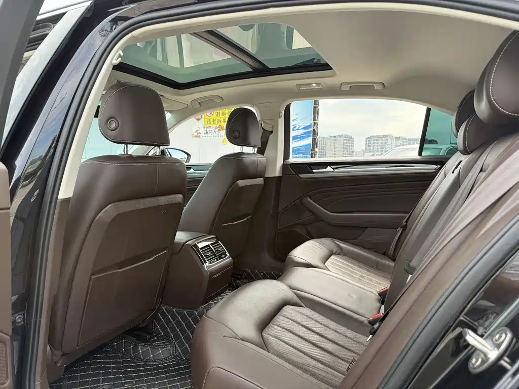 Volkswagen Phideon — миниатюра 10