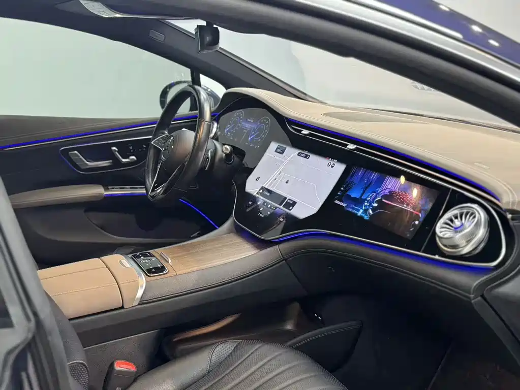 Mercedes-Benz EQS — миниатюра 18