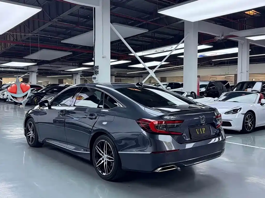 Honda Accord — миниатюра 17