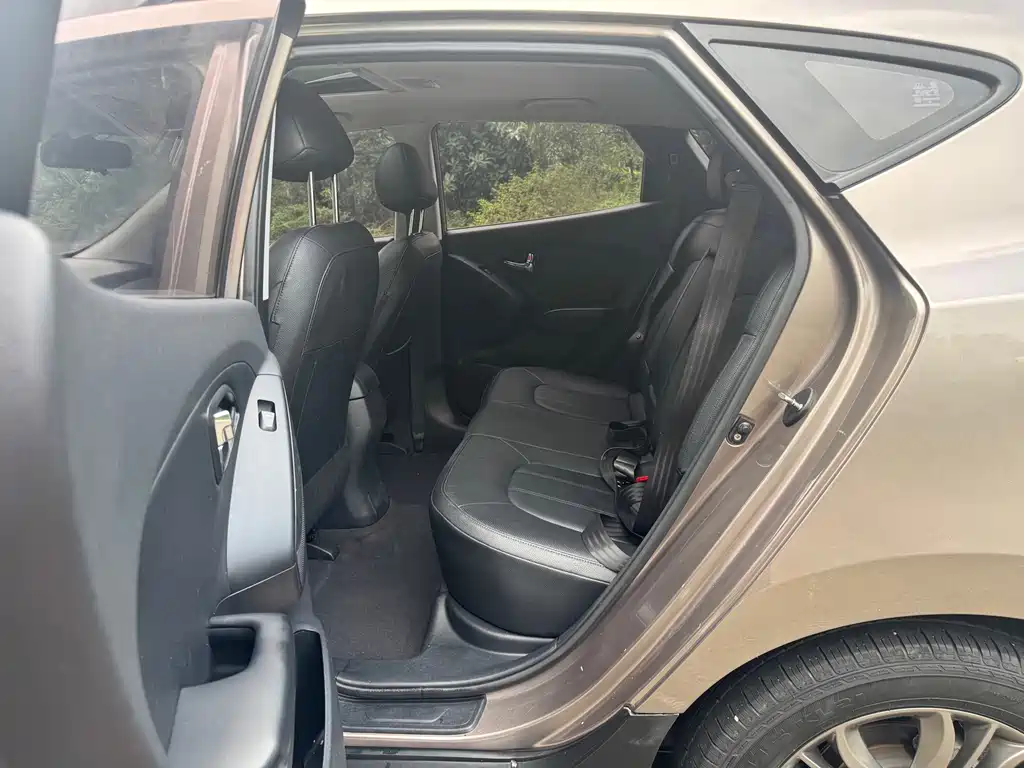 Hyundai ix35 — миниатюра 7