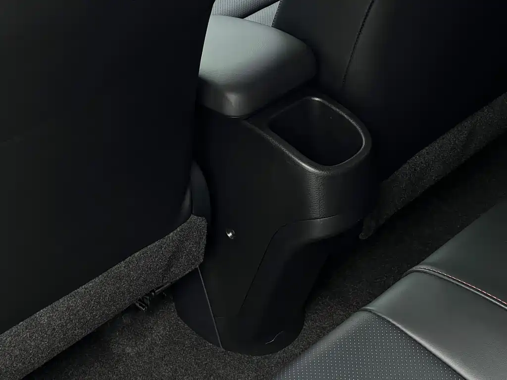 TOYOTA YARIS L ZHIXUAN