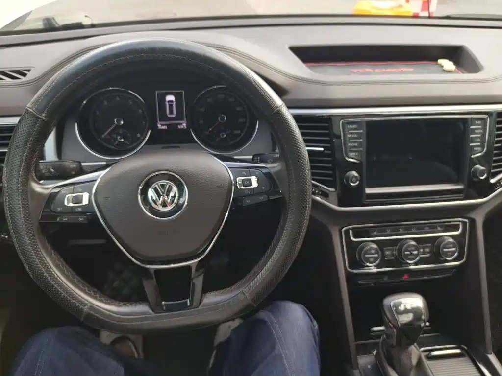 Volkswagen Teramont — миниатюра 10