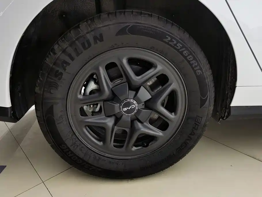 BYD Seal 05 DM-i — миниатюра 6