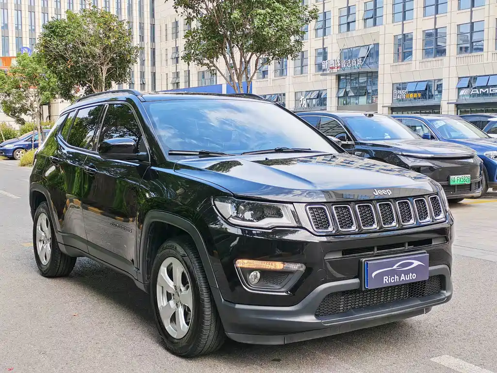Jeep Compass — миниатюра 3