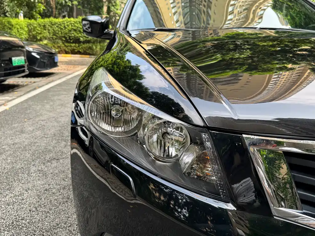 Honda Accord — миниатюра 8