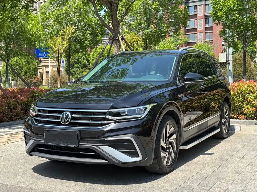 Volkswagen Tiguan L 2023