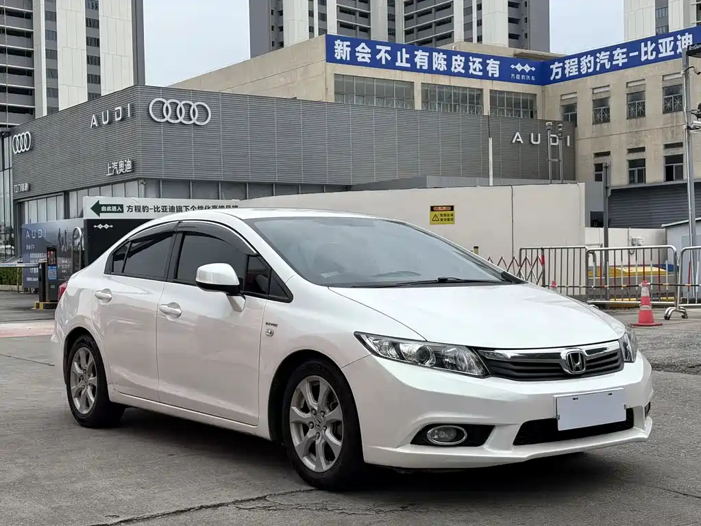 Honda Civic — миниатюра 3