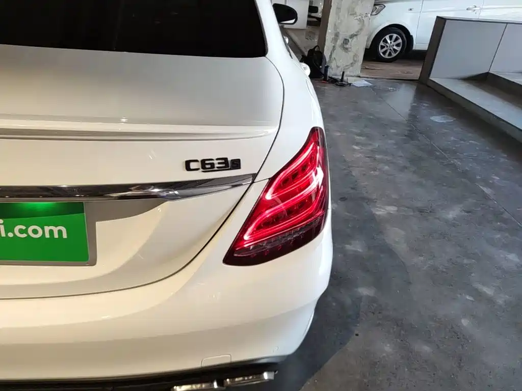 Mercedes-Benz C-Class — миниатюра 8