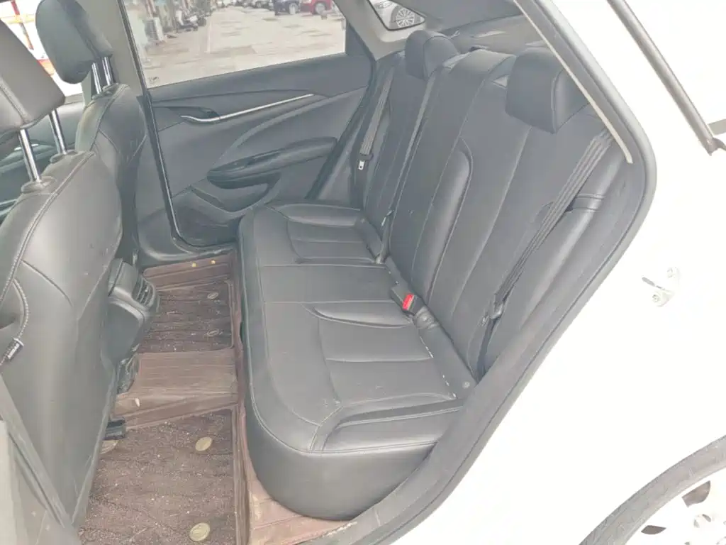 Buick Excelle — миниатюра 17