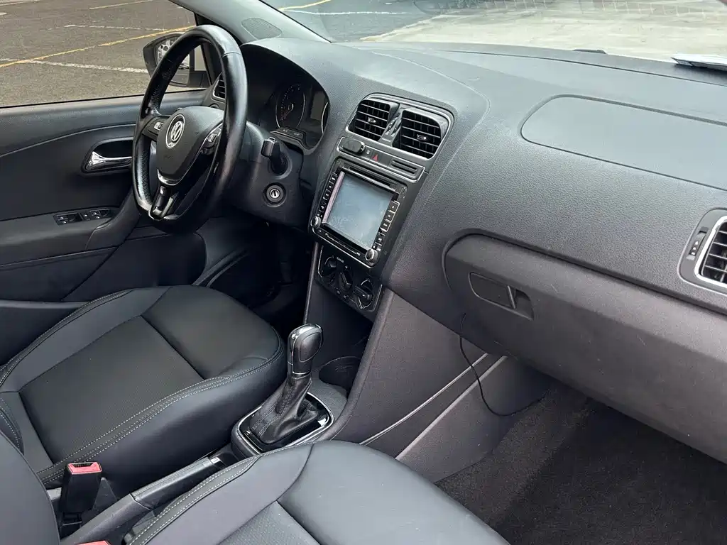 Volkswagen Polo — миниатюра 18