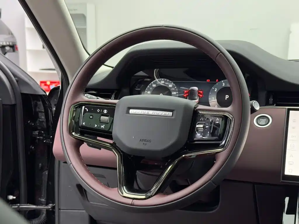Land Rover Evoque — миниатюра 13
