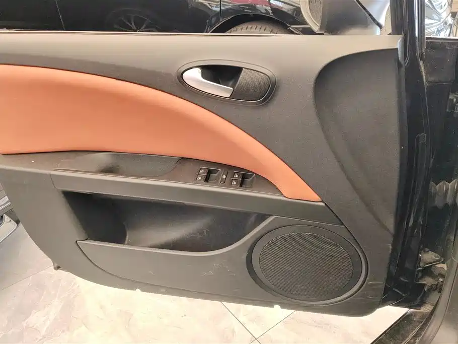 SEAT Leon — миниатюра 7