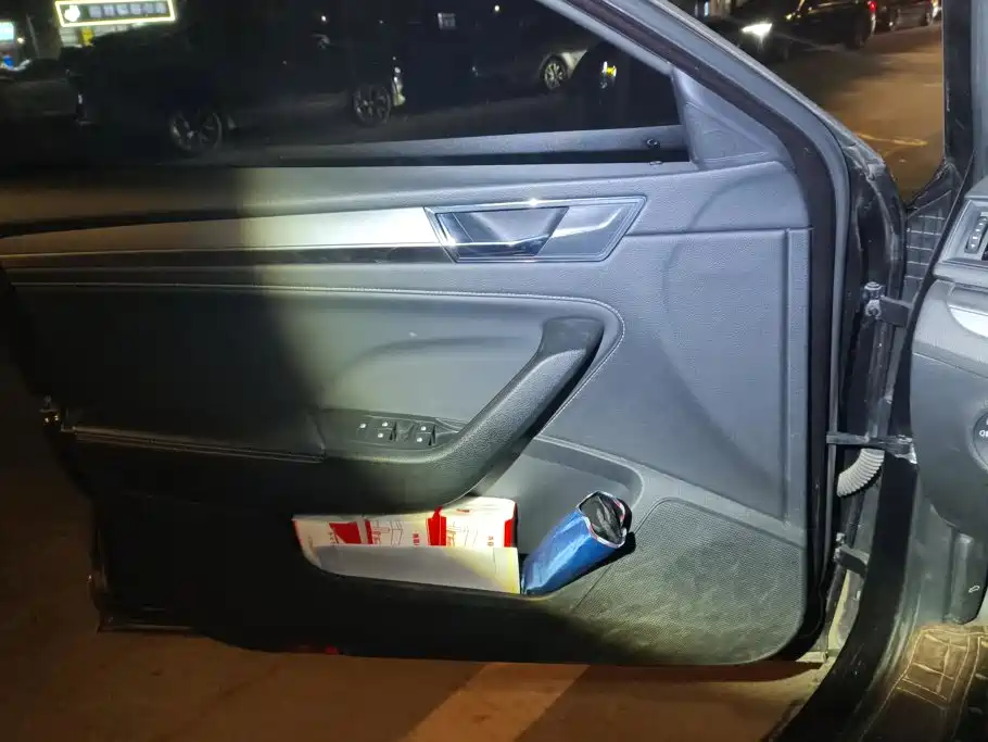 Skoda Superb — миниатюра 7