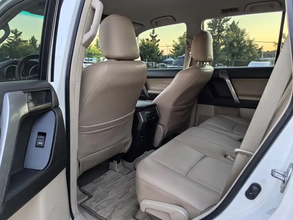 Toyota Prado (Import) — миниатюра 15