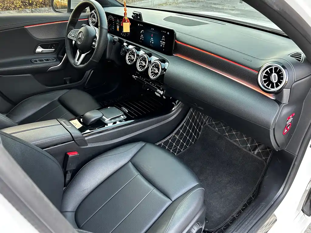 Mercedes-Benz A-Class — миниатюра 20