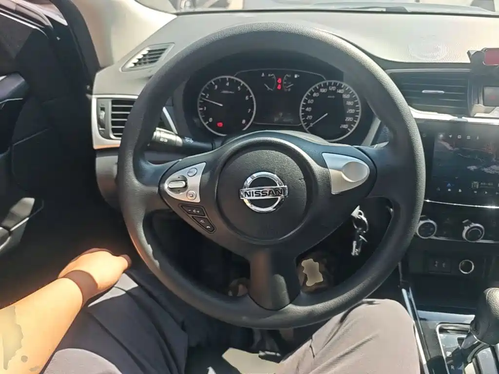 Nissan Sylphy — миниатюра 11