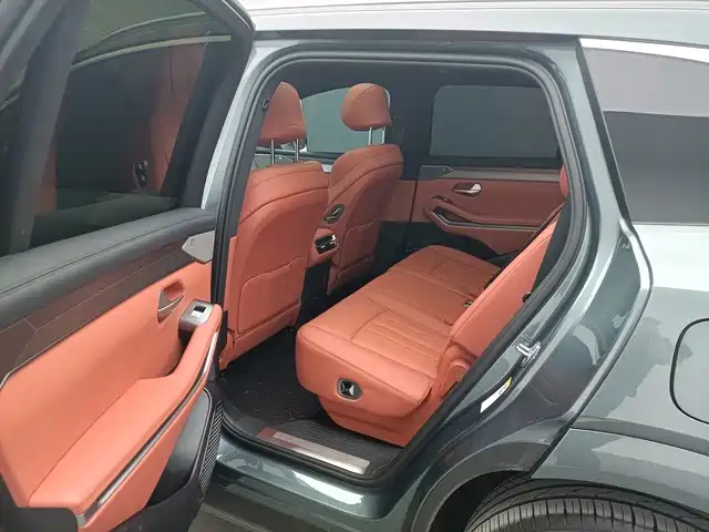 BYD Tang L — миниатюра 11