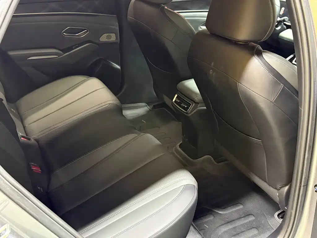 BYD Qin L — миниатюра 13