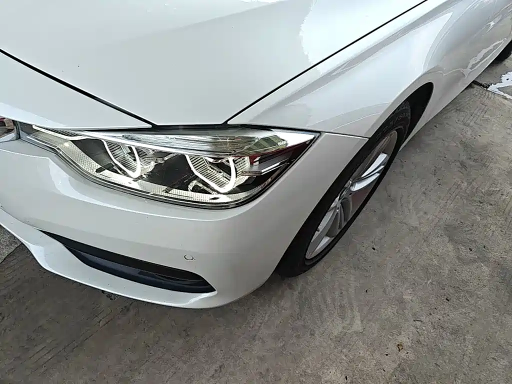 BMW 3 Series — миниатюра 24